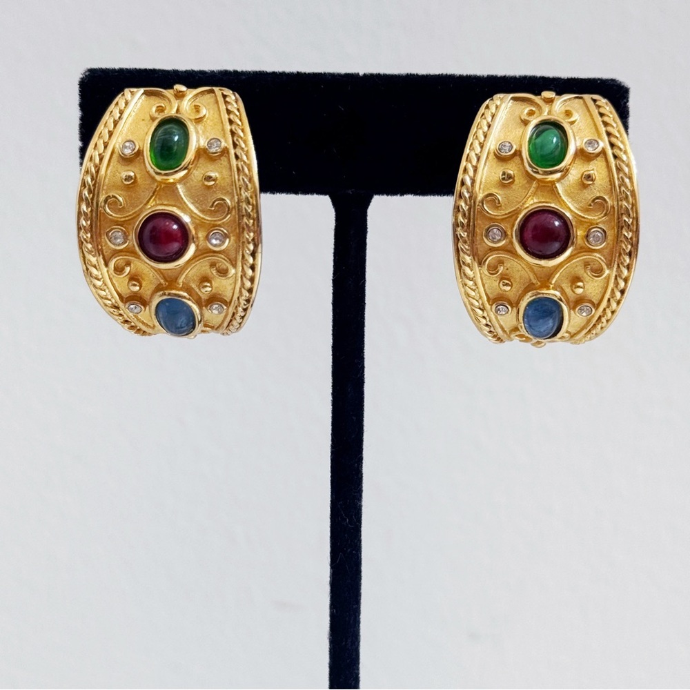 Vtg Brushed Gold Tone Etruscan Byzantine Gripoix Cabachon Clip Earrings